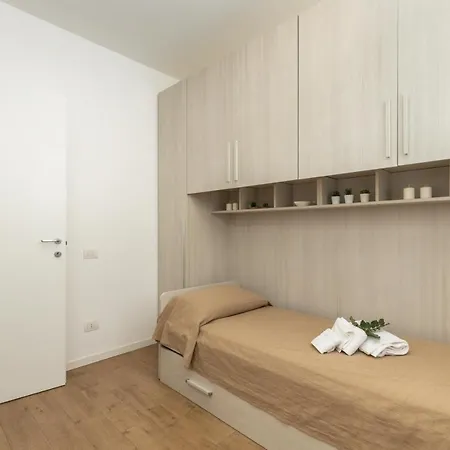 Casa Olivastro Millenario B * Santa Maria Navarrese